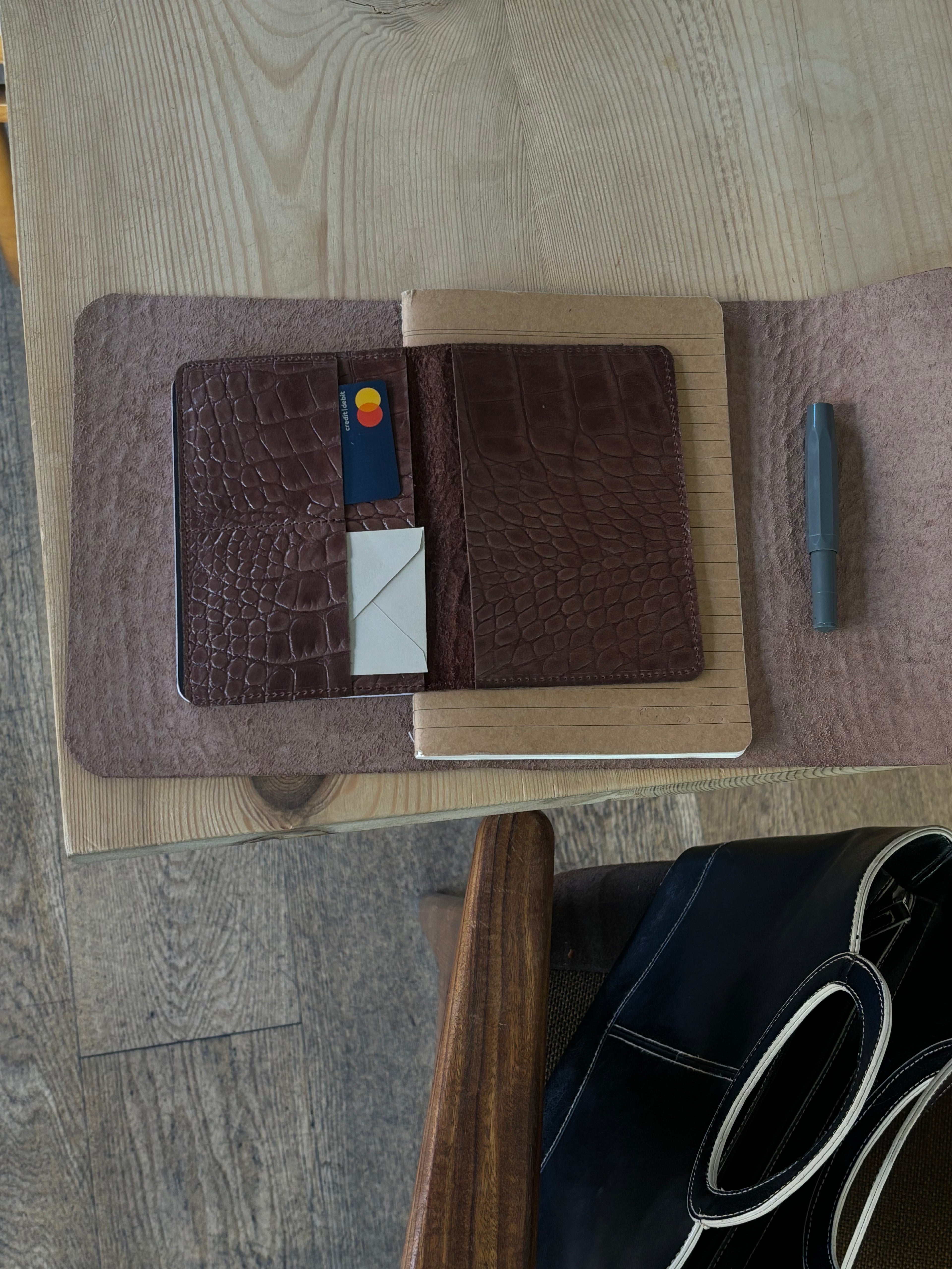 Wallet with Card Slots Chocolate Brown Croc
